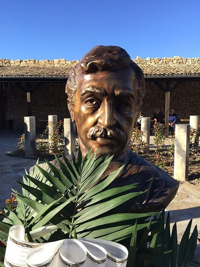 Арменски паметник на Яворов в Плиска