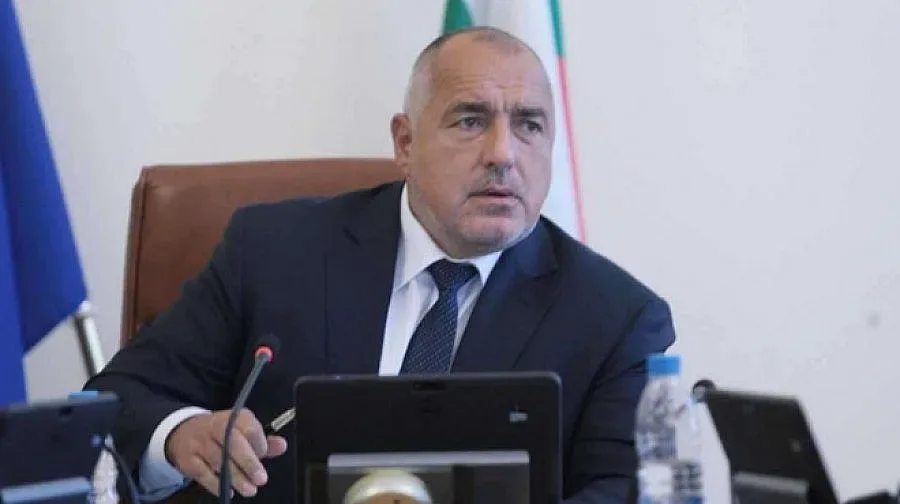 Спешна среща при Борисов заради закриването на пожарни