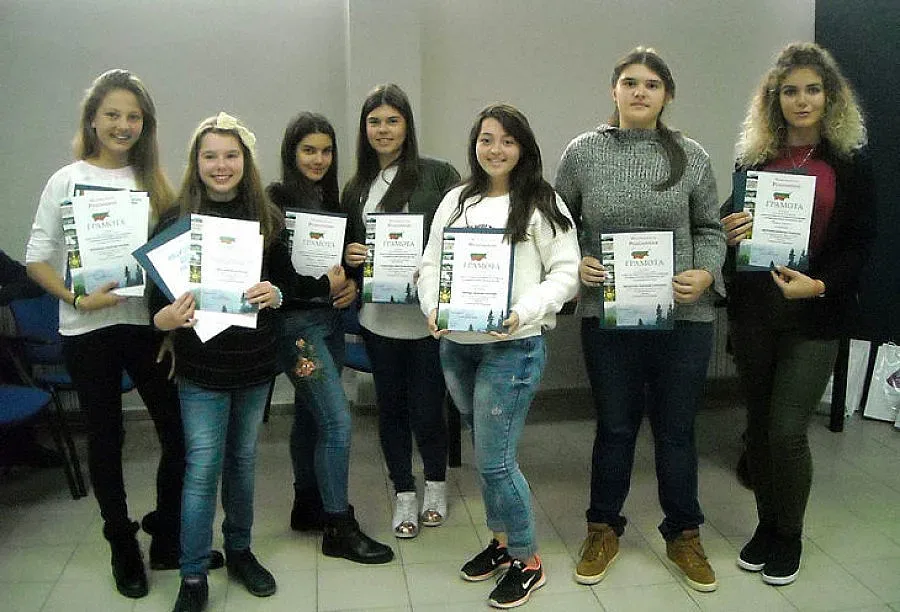 40 деца получиха стипендии да развиват талантите си