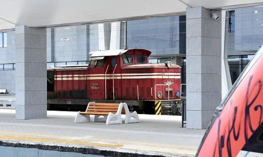 Спецакция блокира централна гара в София