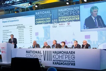 Операции на живо на десет сърца