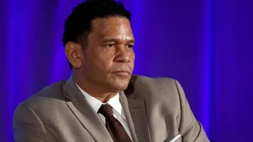 Световноизвестен музикален продуцент обвинен в опит за изнасилване