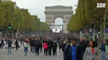 Напрежение в Париж заради мюсюлманска молитва на открито