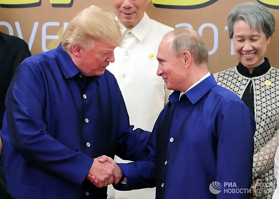 Тръмп и Путин се видяха и се поздравиха