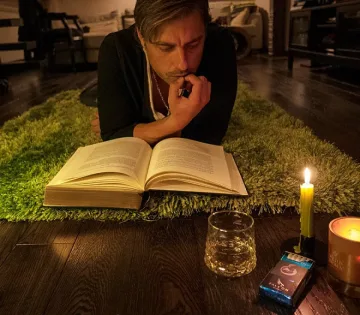 Владо Карамазов търси сродната си душа