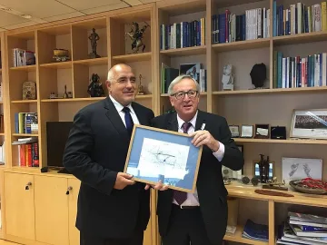Юнкер: България се държи като основател на ЕС, "Съединението прави силата" ми харесва