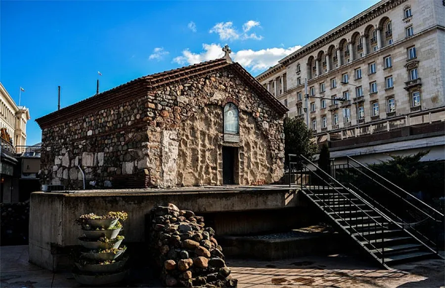 Чудо спасило от събаряне "Св. Петка Самарджийска"