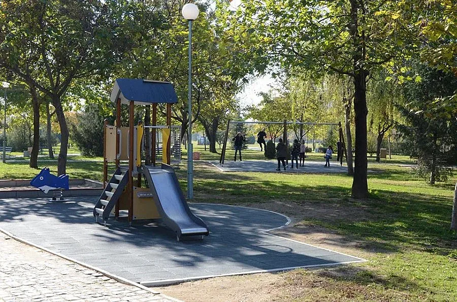 ГЕРБ откри детска площадка