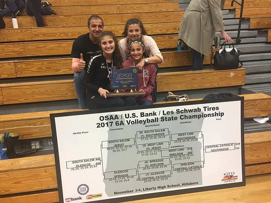 Наше момиче шампион на щата Орегон по волейбол
