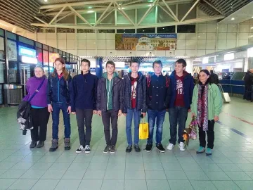 Наши ученици с 3 медала от олимпиада по астрономия