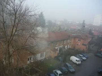 8 града с отрови във въздуха