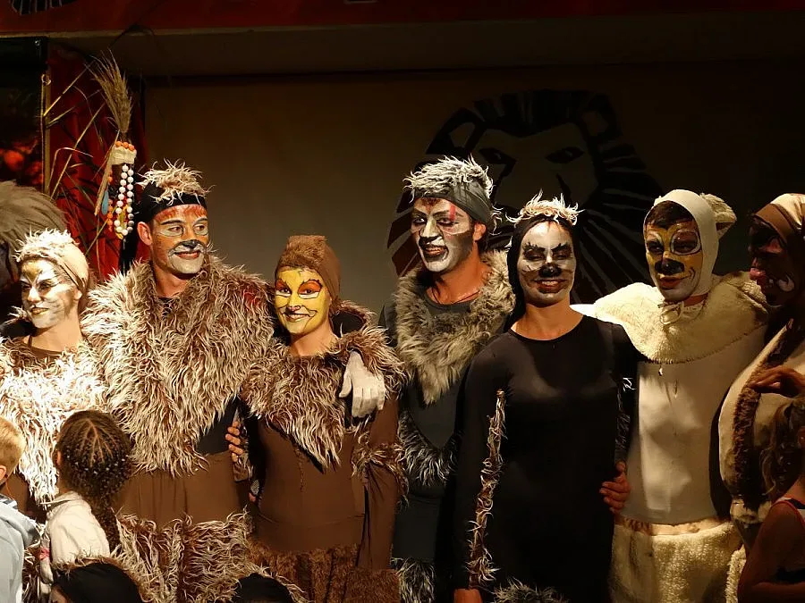 Нощ на театрите в 13 български града