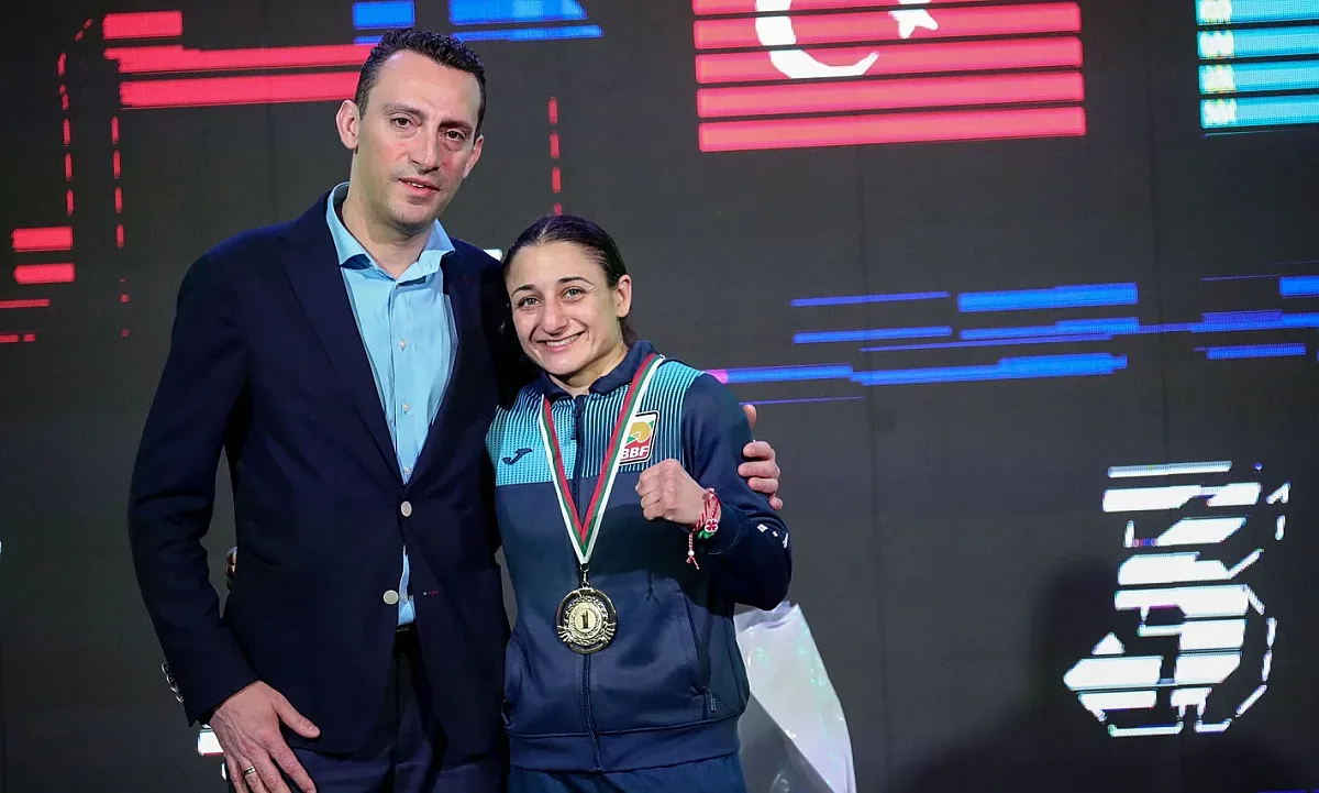 Наше момиче стана кралица на бокса на турнира "Странджа"