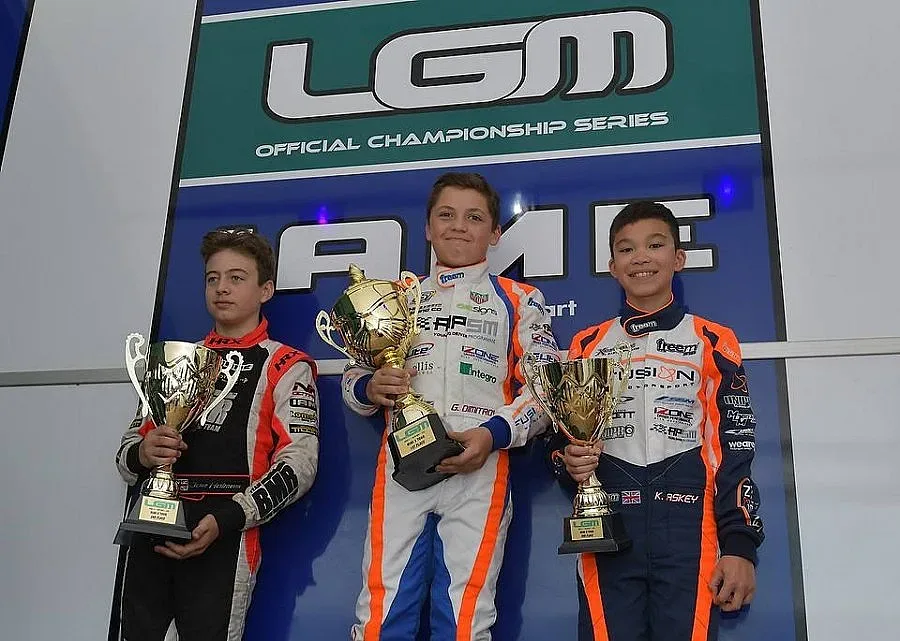 12-годишно българче покори пистите на Англия