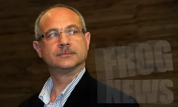 Мумията осъди Таско Ерменков за "политически травестит"