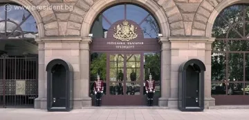 Президентът прие почетния строй на гвардейците /ОБНОВЕНА/
