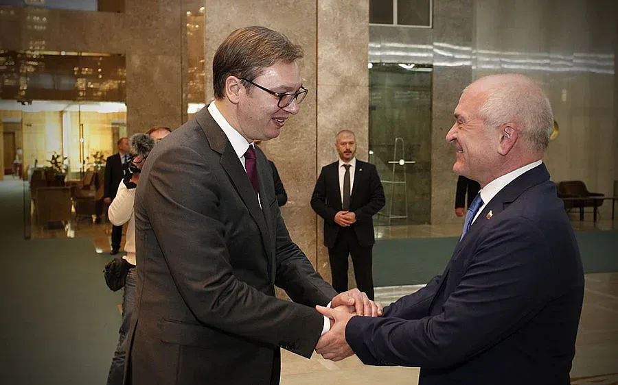 Вучич обещал да се запознае с проблемите в Западните покрайнини