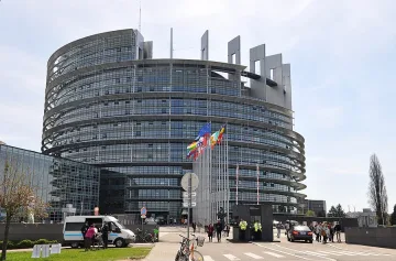 Европарламентът реже паричните помощи на Турция
