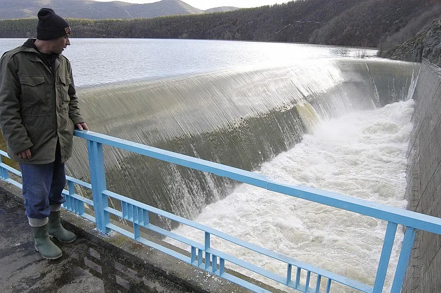 Седем язовира в Бургаско са със скъсани стени