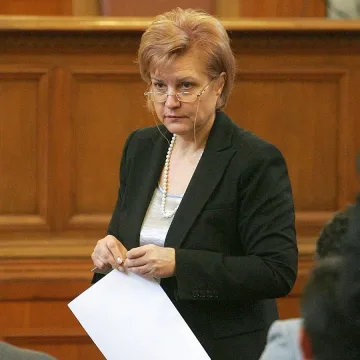 Менда: Бюджет 2018 е без луканка, но с много пармезан