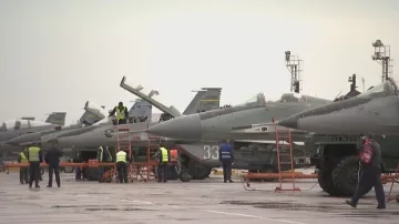 Пилот: Какъв бойкот? Колегите крещят, че има проблем!