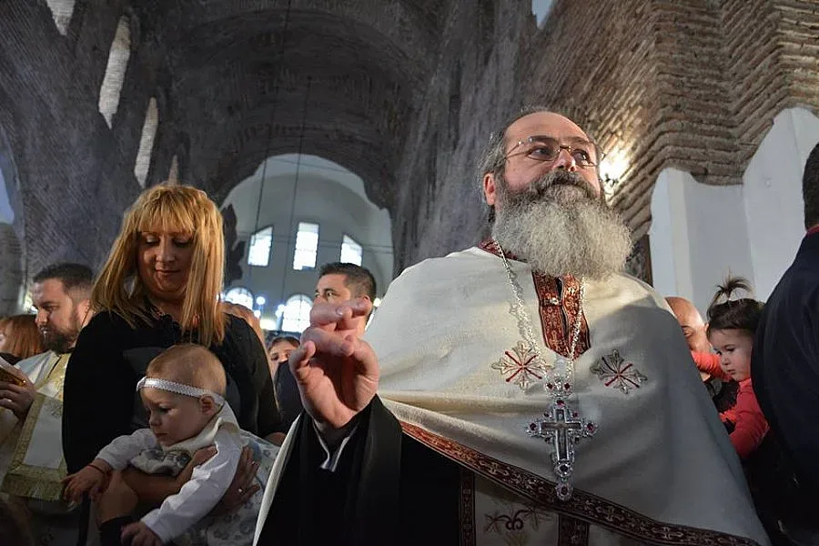 1000 бебета приеха Светото кръщение