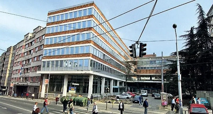 Натискат сръбската държавна телевизия за новини на български