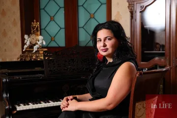 Милионерска яхта в Бургас