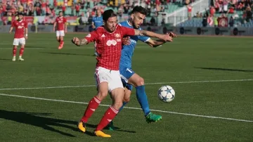 "Левски" и "ЦСКА - София" си разделиха по точка