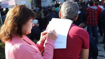 Лозен се закани: Правим последен мирен протест