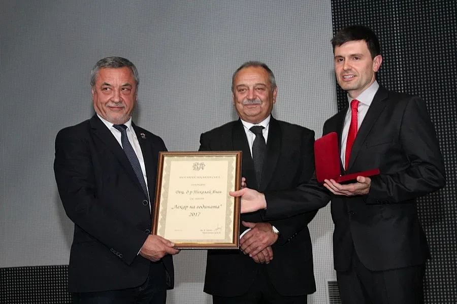 Хирург кани на операция вицепремиер и министър