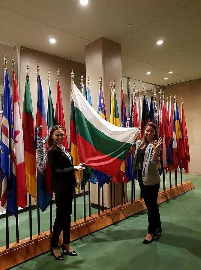 Две българки младежки делегати към ООН