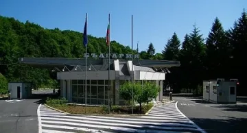 20 митничари от ГКПП "Малко Търново" задържани, 5-има с обвинения