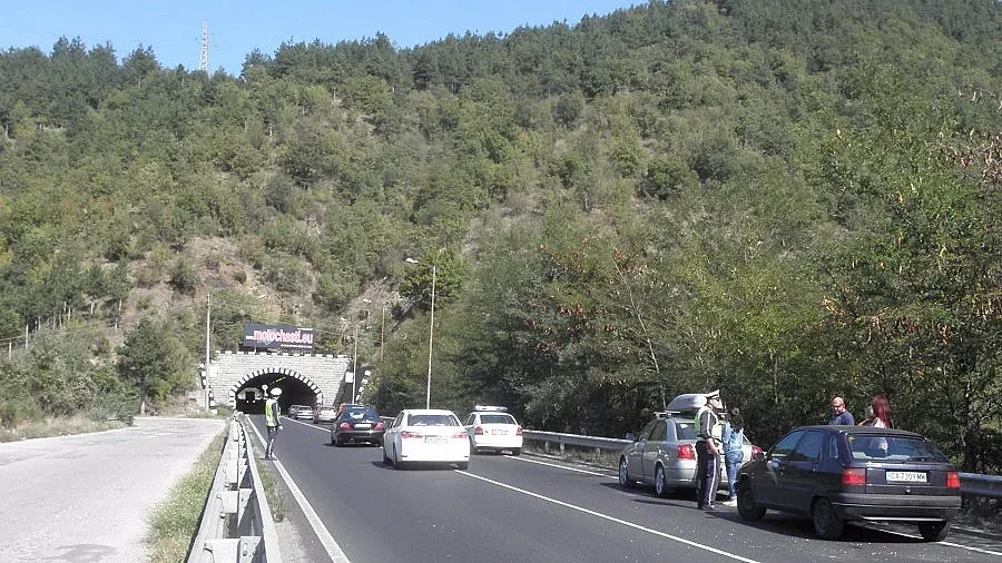 АПИ дава 250 млн. за тунел "Железница"