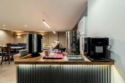 Опасност! Защо не бива да ползваме кафе машината в хотелската стая