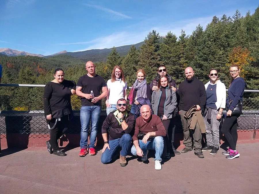 "Кемпински" в Банско дари тон храна на Парка за танцуващи мечки