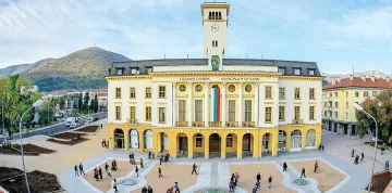 МОЖЕЛО! Данък в Сливен пада под напора на протест