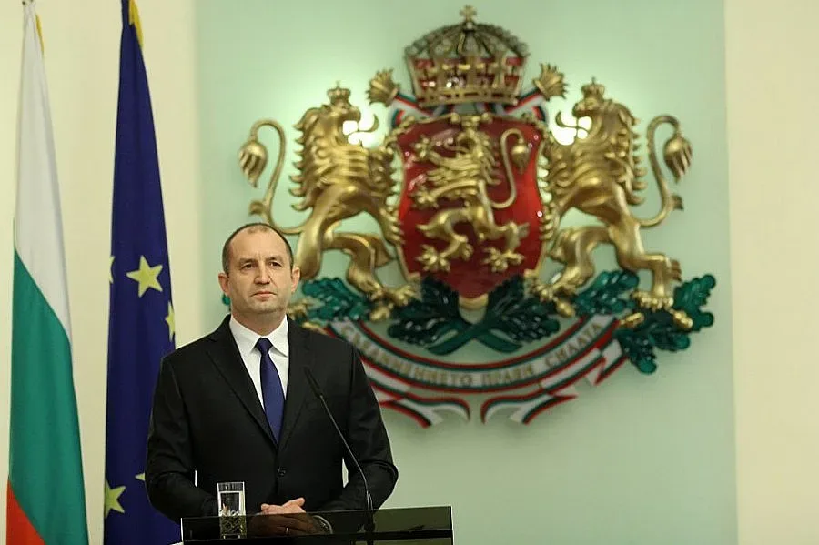 Политическият елит бистри корупцията в президентството