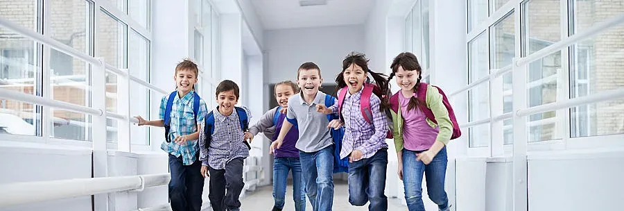 Правят конкурс за лога на училища