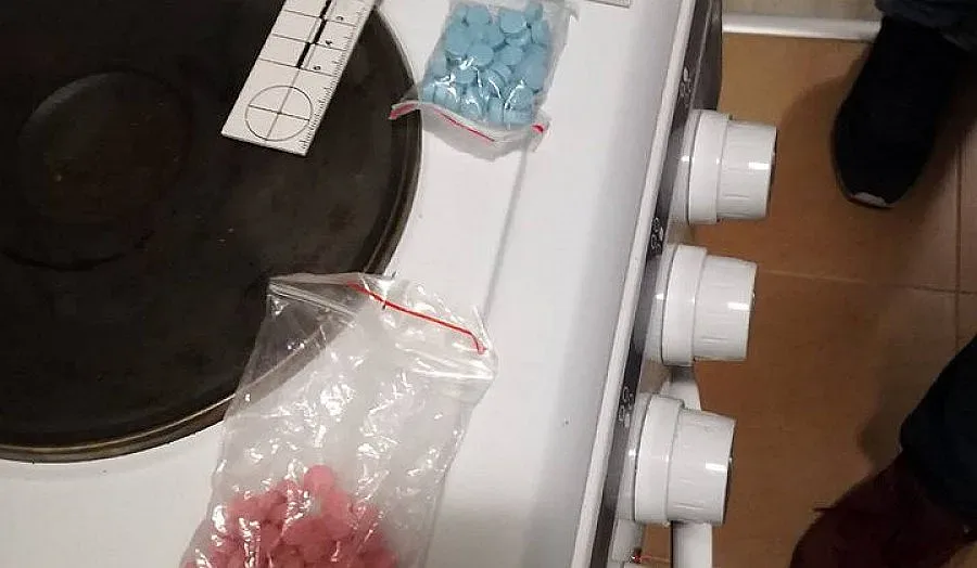 Корумпираните полицаи вземали 2 бона на месец от дилър