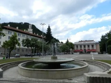 Момче на 16 г. припадна от пиене