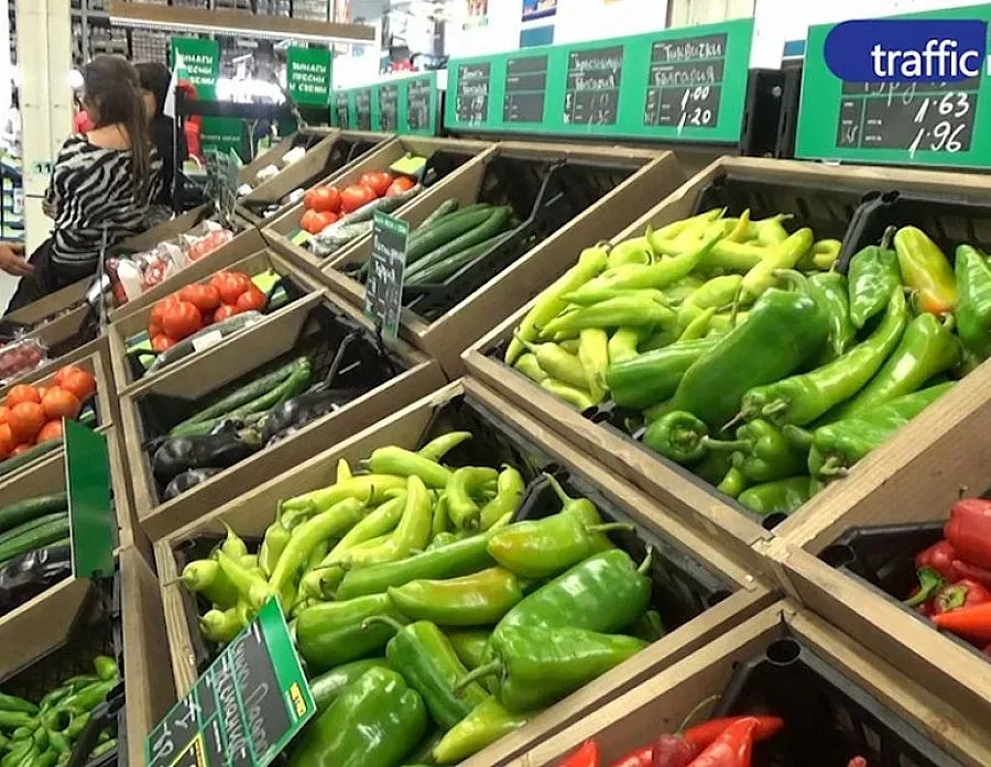 Скочиха цените на основни хранителни продукти