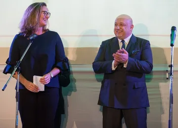 Кралев участва в официалното закриване на световна тенис конференция