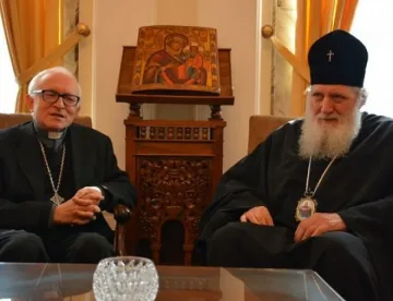 Икона на Богородица от папата за патриарх Неофит