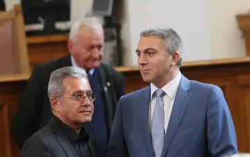 Йордан Цонев: Оставка и на Валери Симеонов!