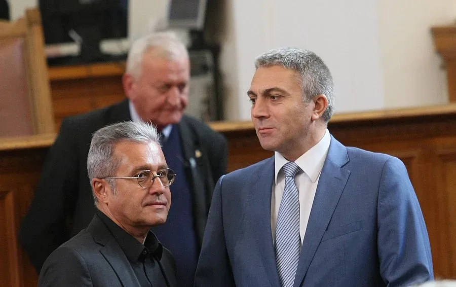 Йордан Цонев: Оставка и на Валери Симеонов!