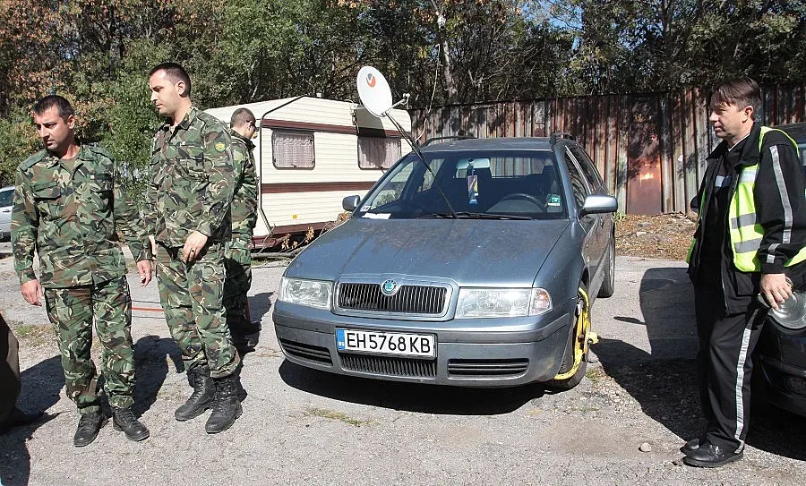 РЕКЕТ! Зелената зона нахлу незаконно в район "Оборище"