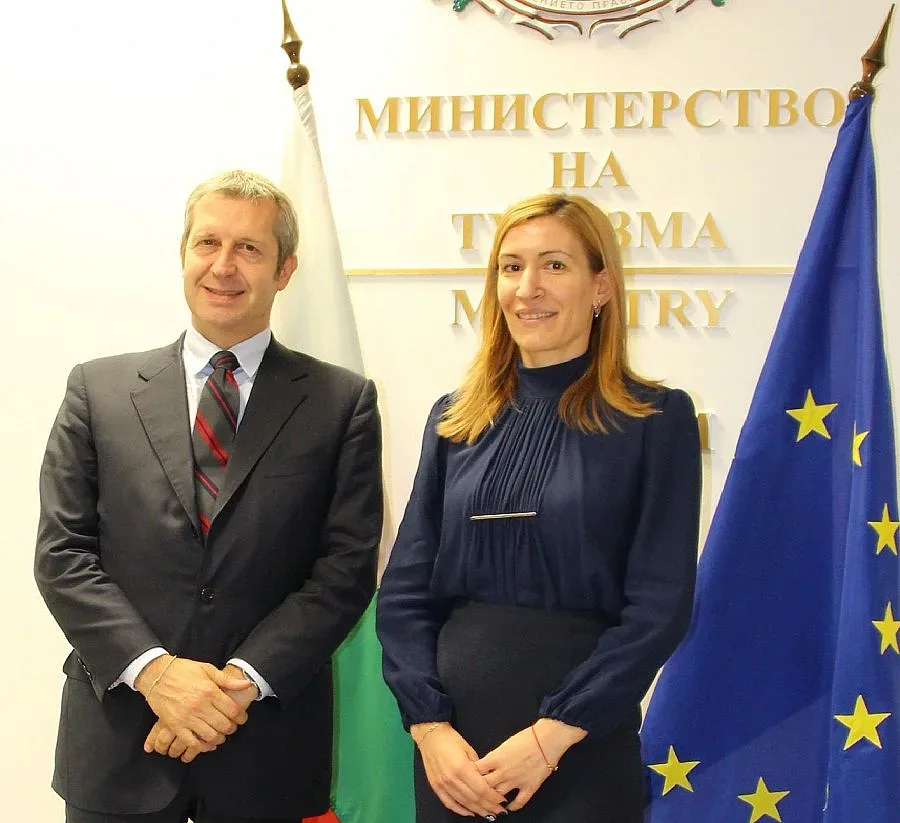 Ангелкова си постави сериозна цел: Туристи от Италия