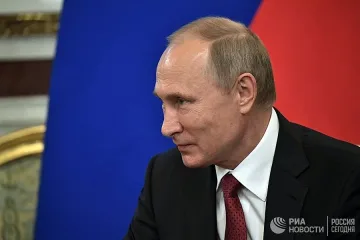 11 президенти честитиха на Путин по телефона