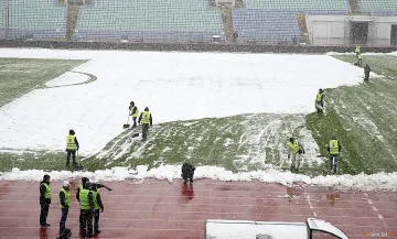 Националите ще ритат срещу Франция в сняг